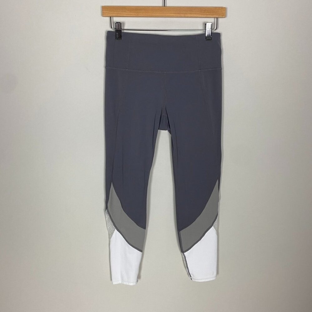 Athleta Leggings Colorblock Salutation 7/8 Tight Silver Bells Womens Medium Mesh